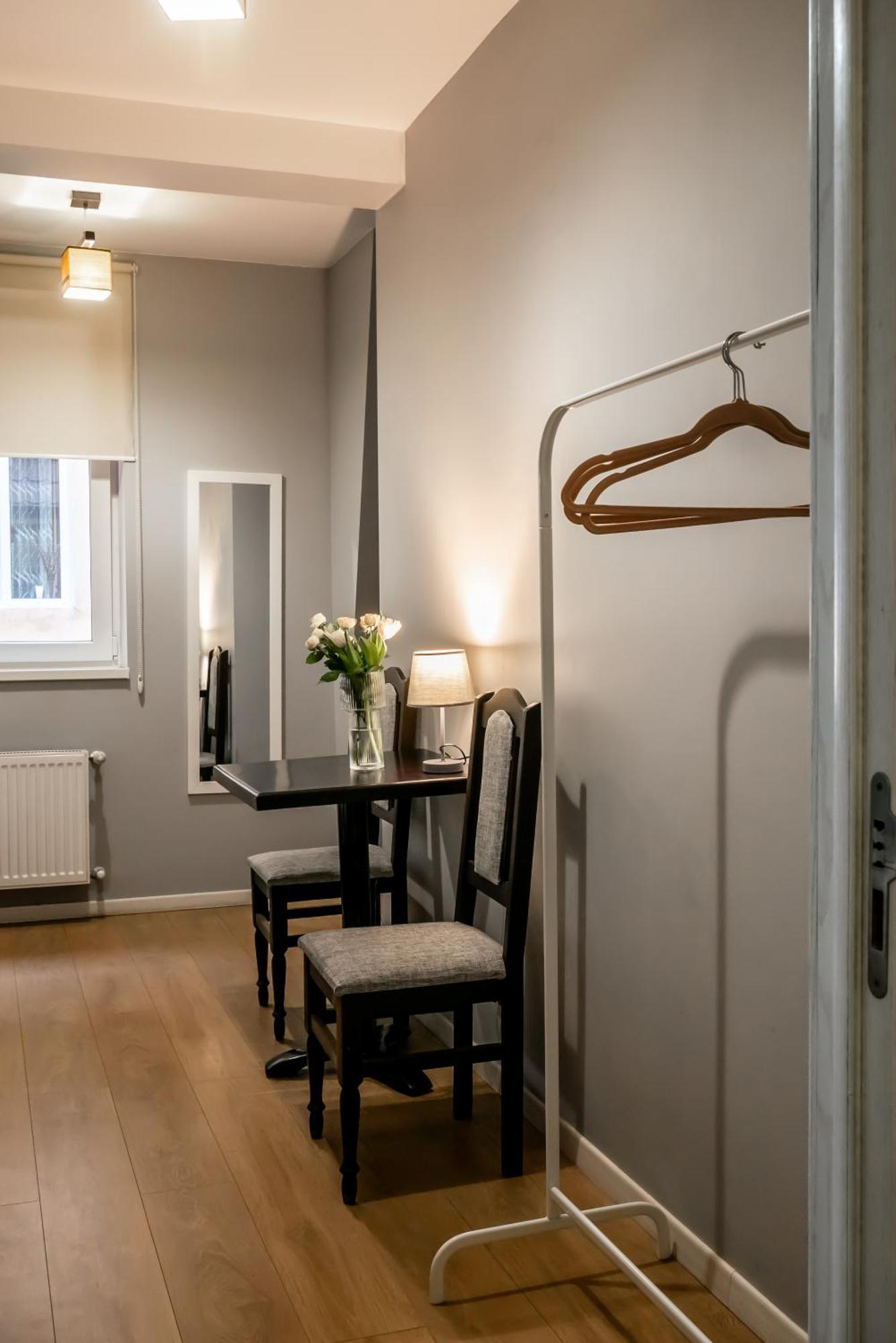 Gar'is Hostel Lviv Buitenkant foto